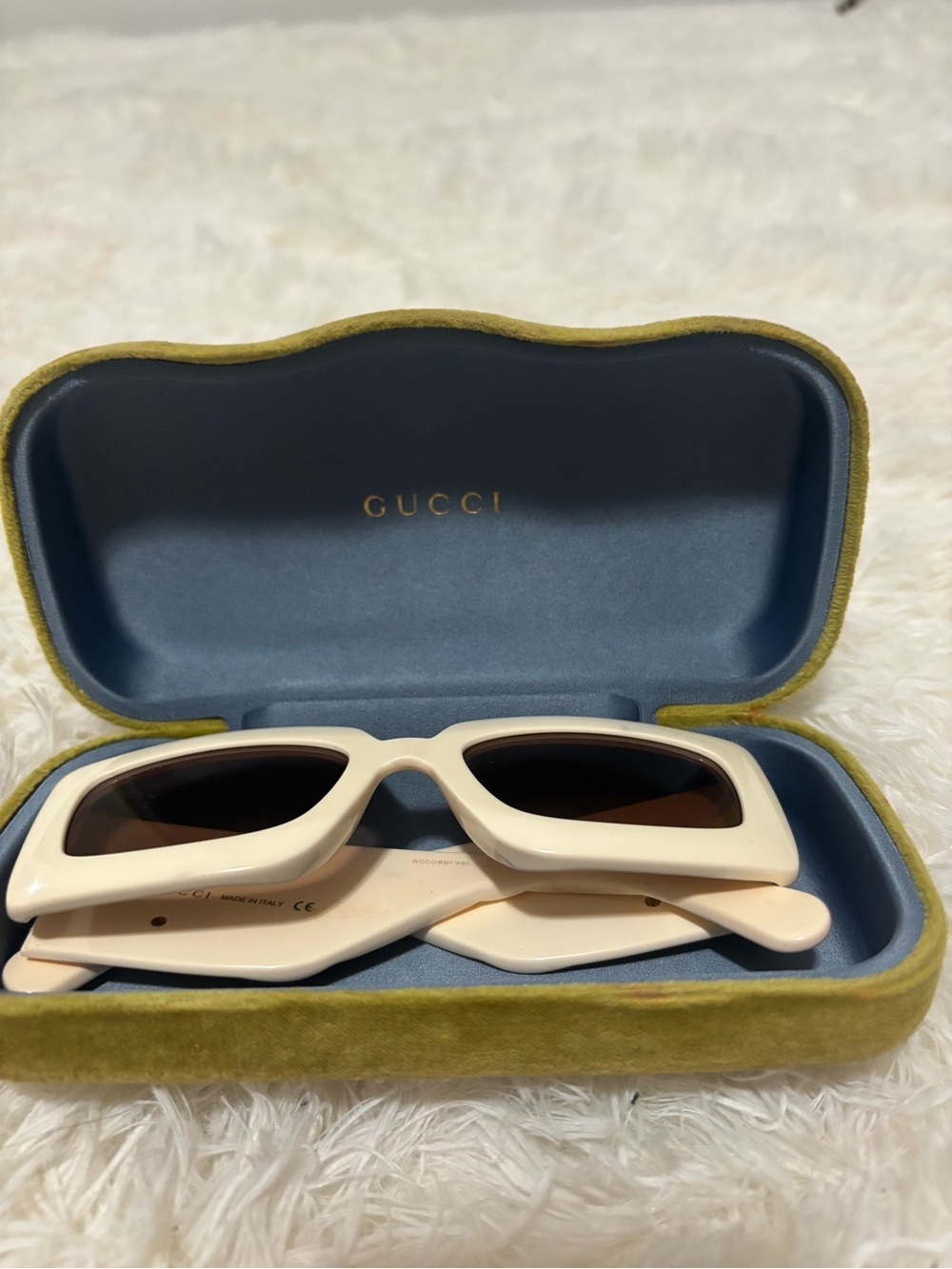 GUCCI  MARMONT SUNGLASSES - Picture 7 of 8